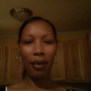 Meet your Posher, Ella